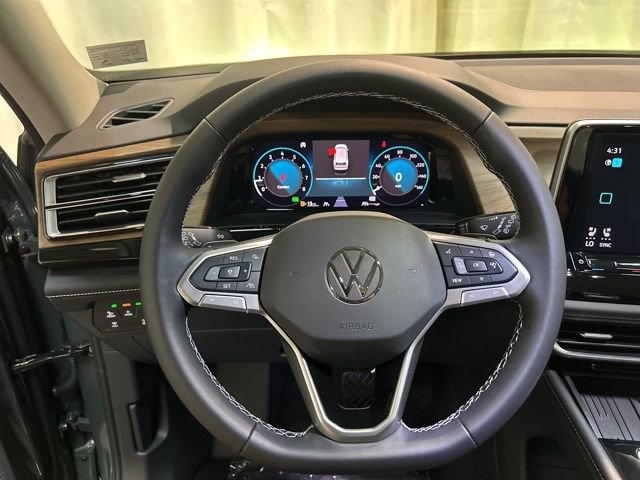 New 2026 Volkswagen Atlas SE image 11