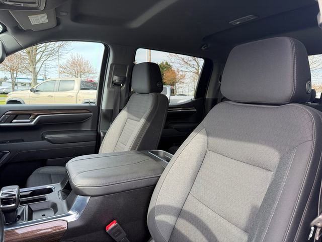 Used 2023 Chevrolet Silverado 1500 RST AWD/4WD image 32