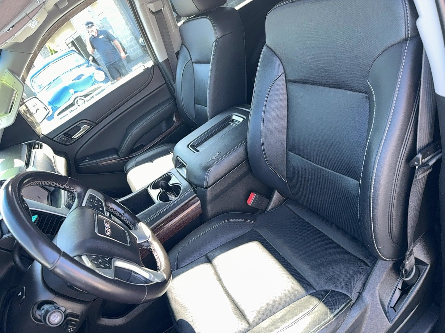 Used 2018 GMC Yukon XL SLT AWD/4WD image 17