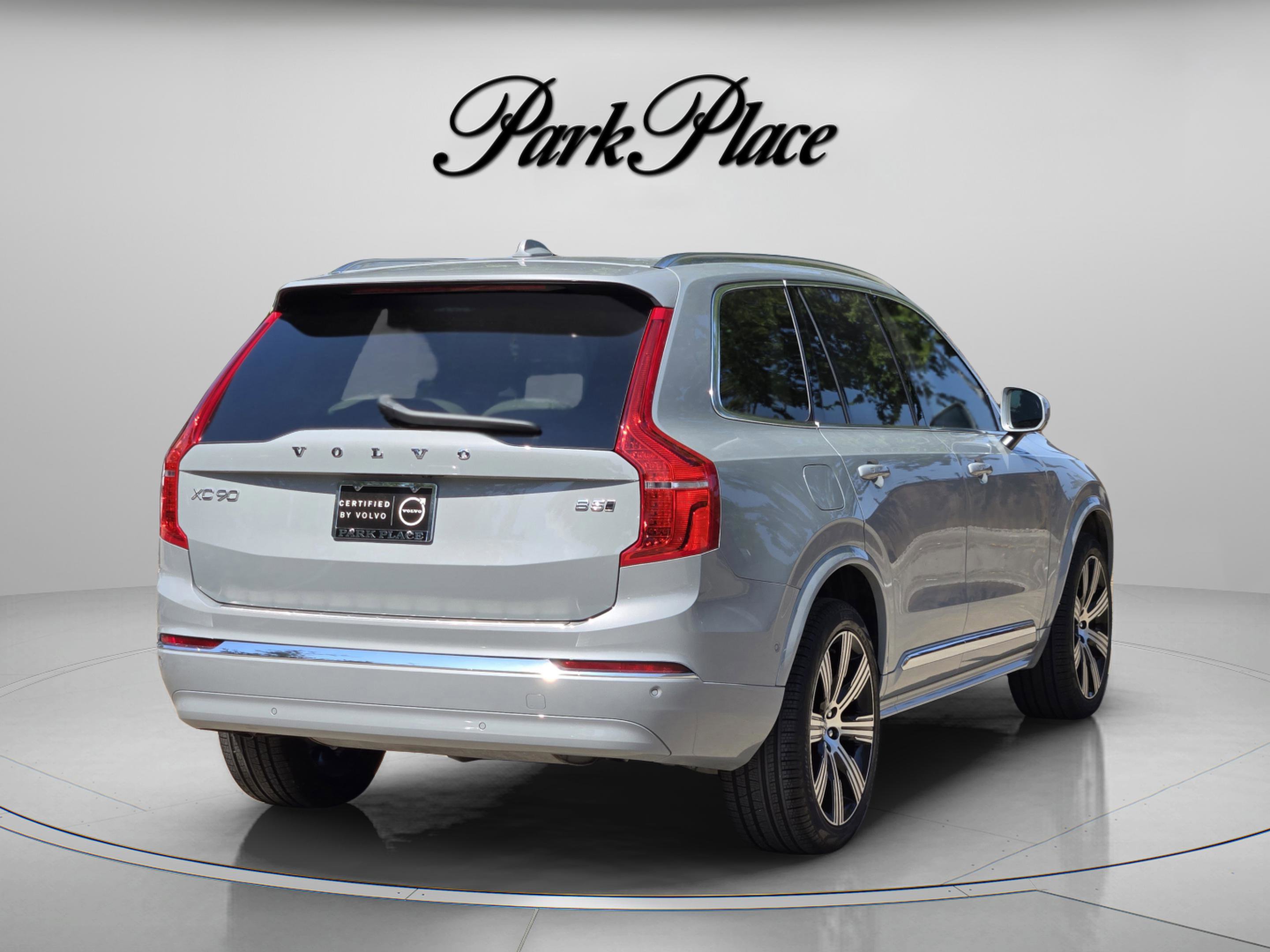 Used 2025 Volvo XC90 B5 Ultra w/ Protection Package Premier image 6