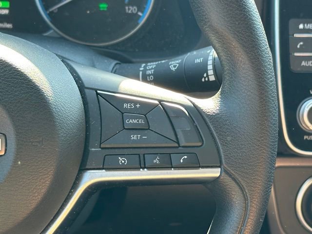 Used 2024 Nissan Leaf S image 22