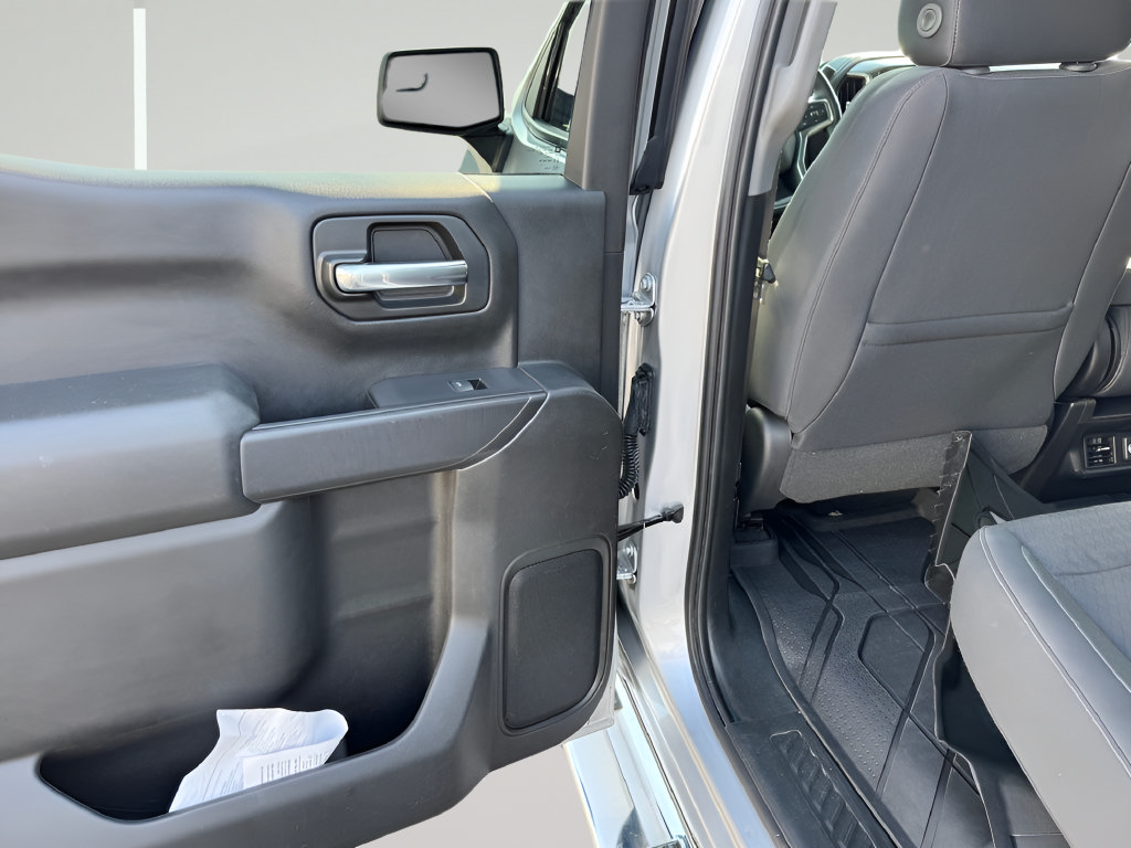 Used 2019 Chevrolet Silverado 1500 LT w/ All-Star Edition AWD/4WD image 28