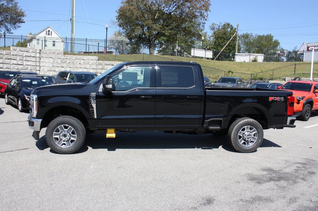 New 2026 Ford F350 Lariat image 2