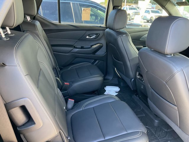 Used 2023 Chevrolet Traverse LT w/ LPO, Floor Liner Package image 8