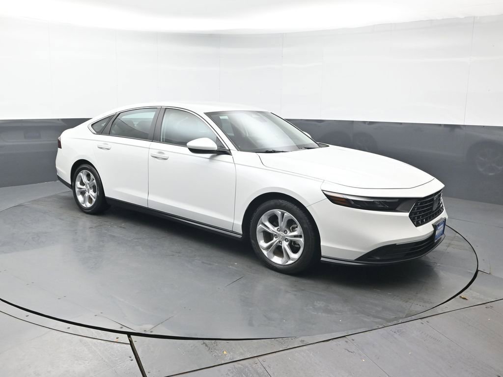 Used 2023 Honda Accord LX image 8