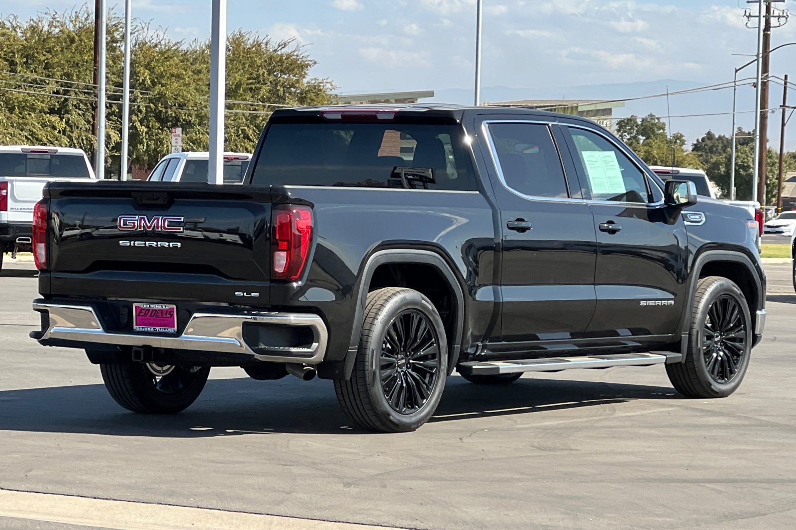 Used 2026 GMC Sierra 1500 SLE RWD image 4