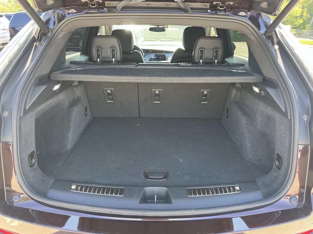 Used 2020 Cadillac XT4 Sport w/ Cold Weather Package FWD image 22