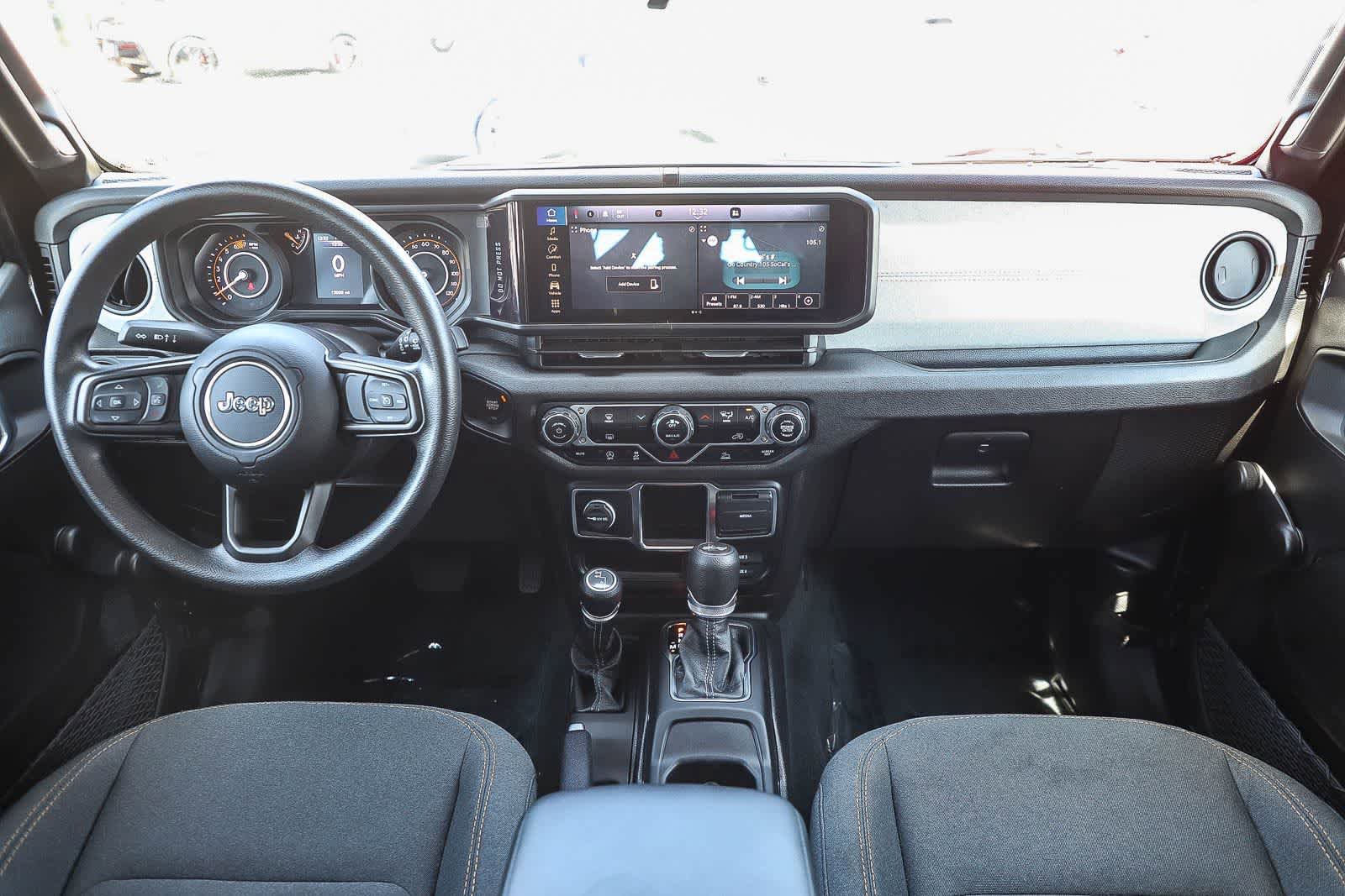 Used 2024 Jeep Wrangler Unlimited Sport AWD/4WD image 12