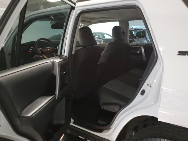 Used 2024 Toyota 4Runner SR5 Premium w/ Moonroof Package AWD/4WD image 30