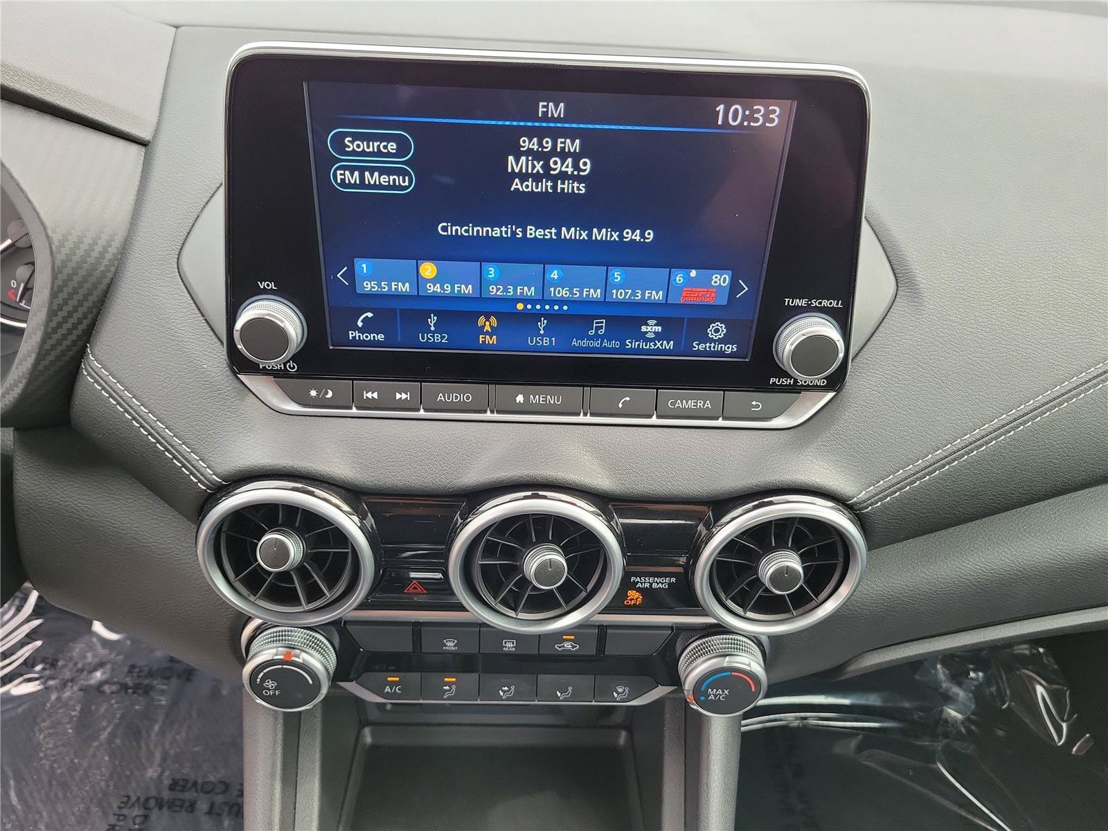 Used 2024 Nissan Sentra SV FWD image 25