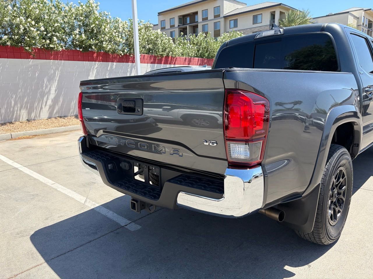 Used 2019 Toyota Tacoma SR5 RWD image 4