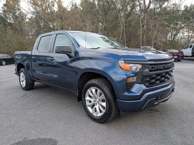 Used 2023 Chevrolet Silverado 1500 Custom image 2