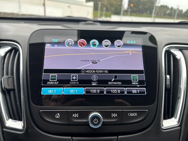 Used 2017 Chevrolet Malibu Hybrid w/ Leather Package image 19