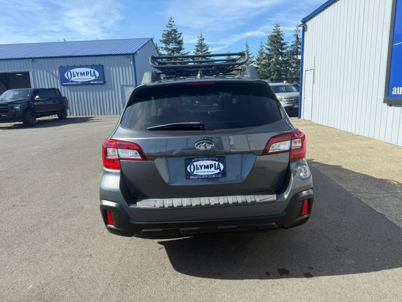 Used 2018 Subaru Outback 2.5i Limited AWD/4WD image 12