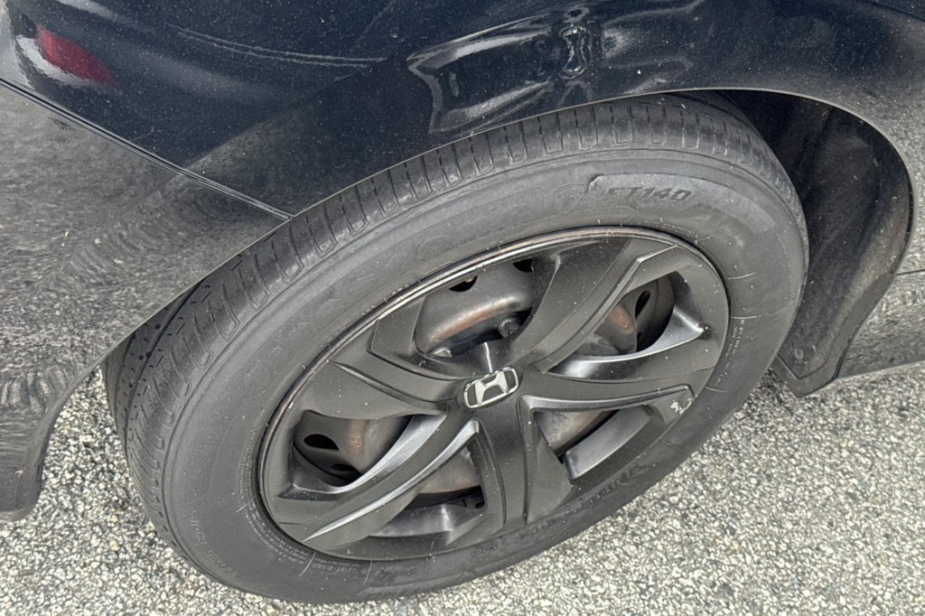 Used 2020 Honda Civic LX image 4