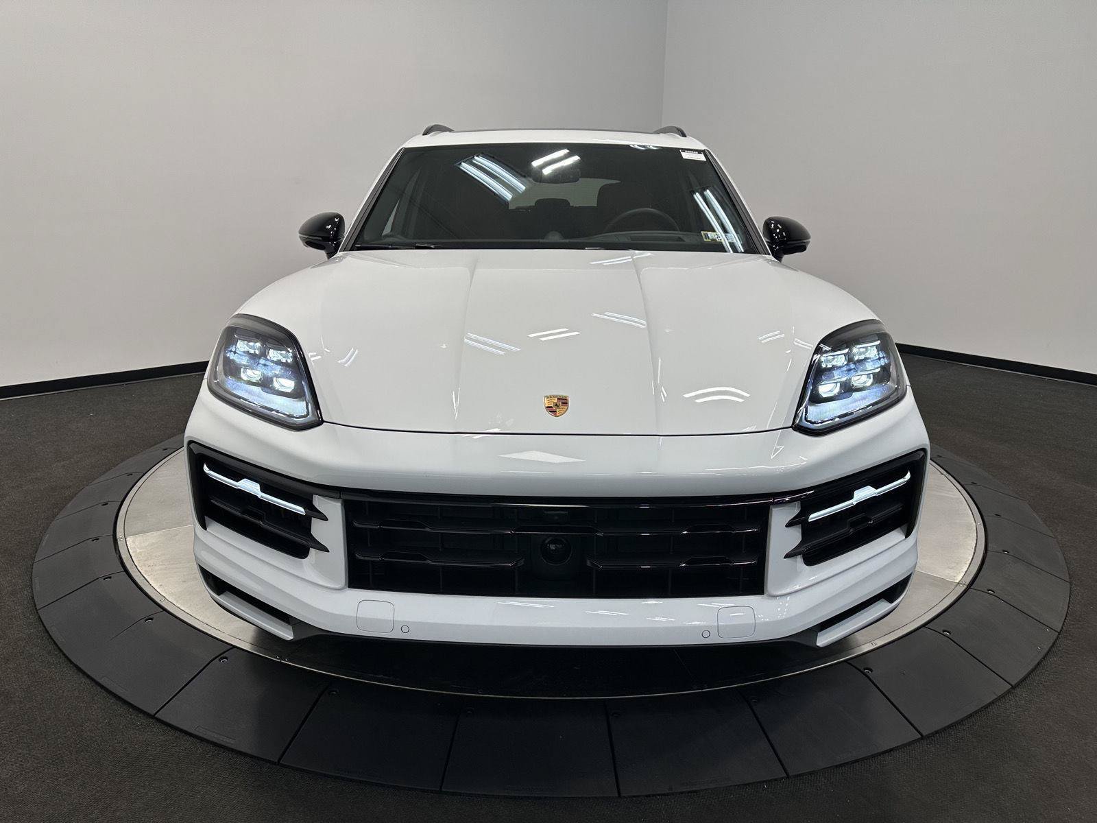 Certified 2026 Porsche Cayenne S AWD/4WD image 10