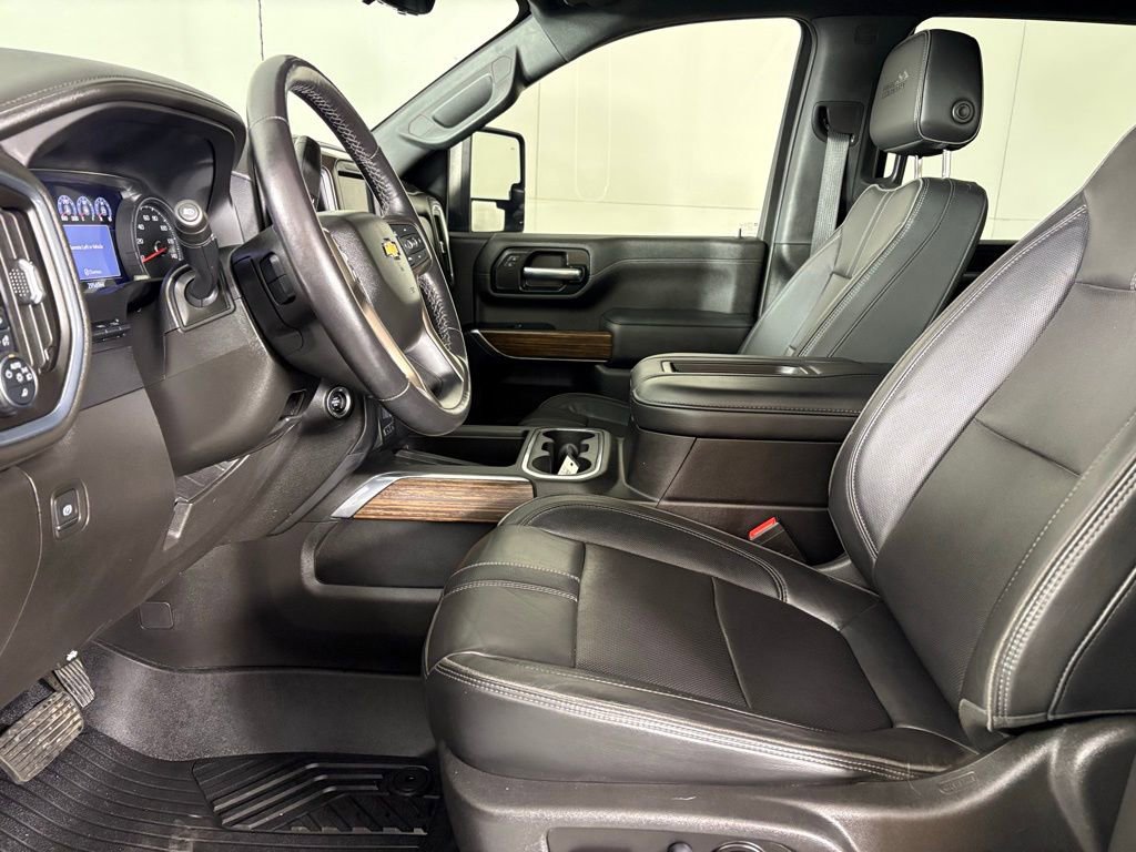 Used 2022 Chevrolet Silverado 2500 High Country w/ Z71 Off-Road Package image 25
