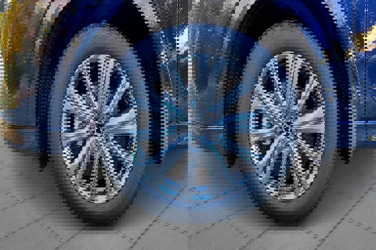 New 2025 MAZDA CX-5 Signature image 17