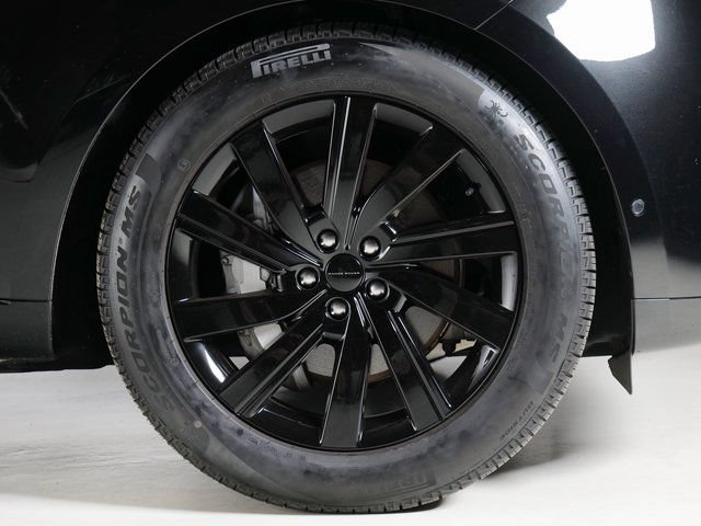 Certified 2023 Land Rover Range Rover SE AWD/4WD image 9