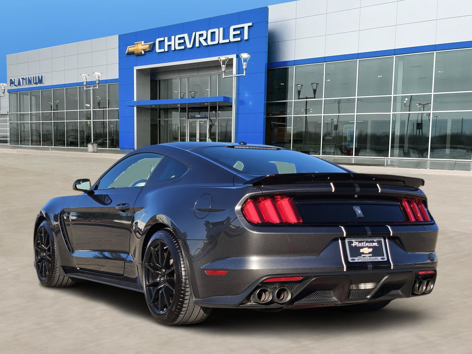 Used 2017 Ford Mustang Shelby GT350 w/ Electronics Package RWD image 4