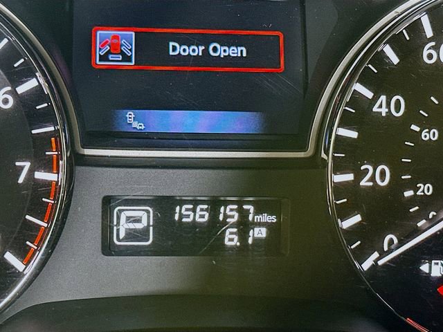 Used 2015 Nissan Pathfinder Platinum image 10