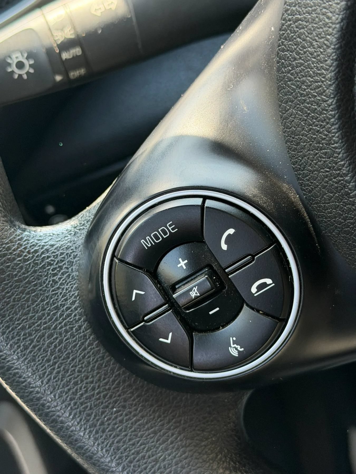 Used 2020 Kia Soul LX FWD image 17
