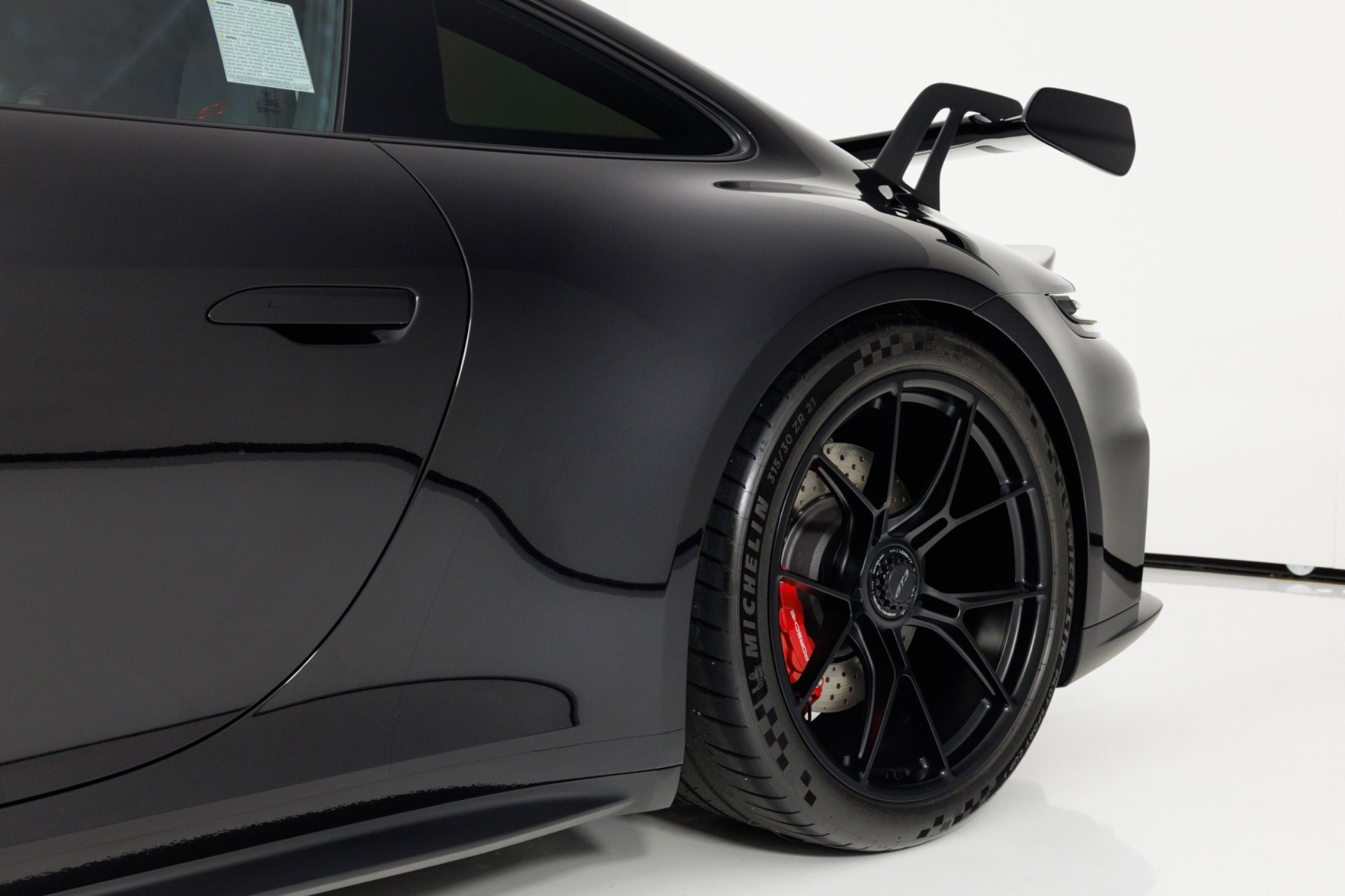 Used 2025 Porsche 911 GT3 RWD image 66