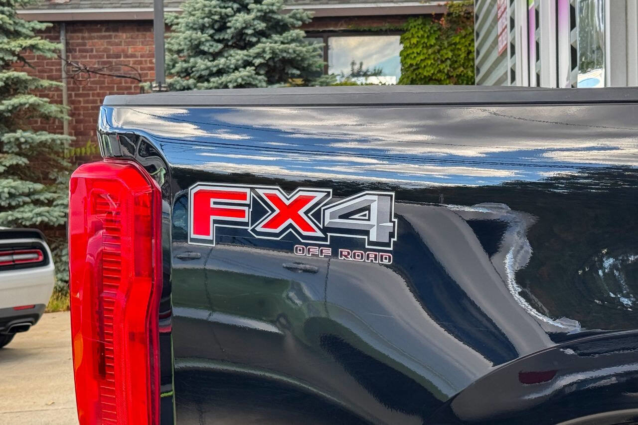 Used 2024 Ford F350 XLT w/ FX4 Off-Road Package image 14