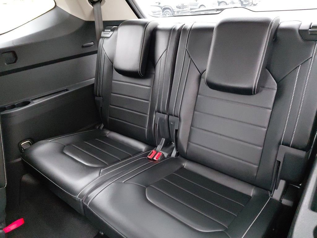 Used 2022 Volkswagen Atlas SEL Premium image 33