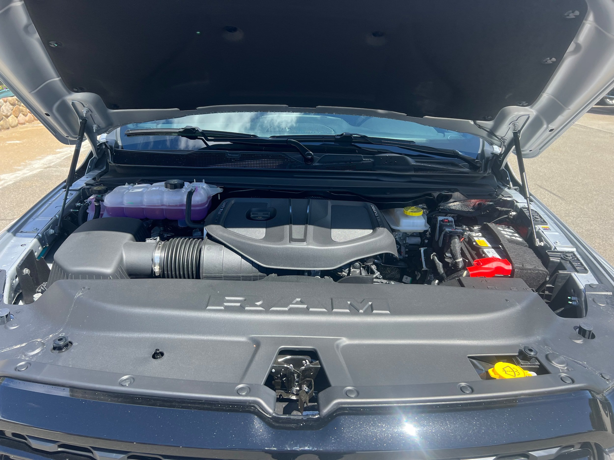 New 2026 RAM 1500 Express AWD/4WD image 19