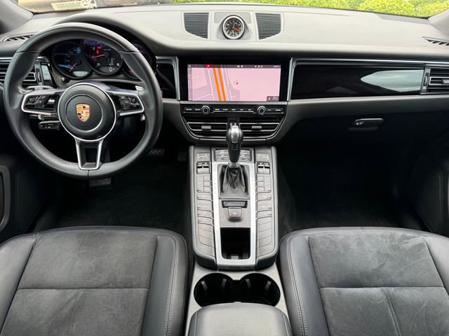 Used 2019 Porsche Macan AWD/4WD image 24