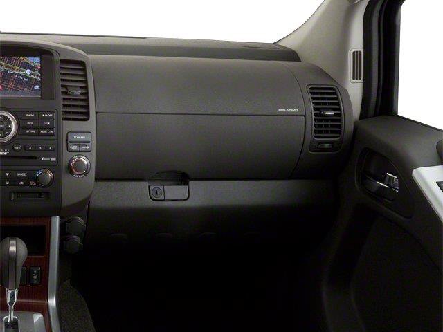 Used 2010 Nissan Pathfinder SE AWD/4WD image 23