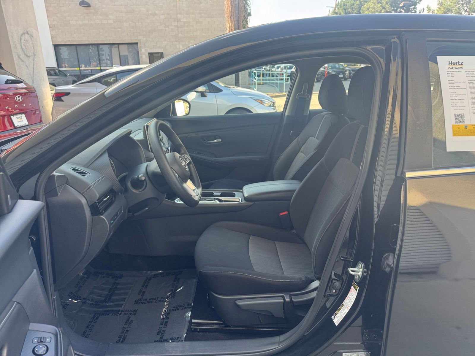 Used 2025 Nissan Sentra SV FWD image 25