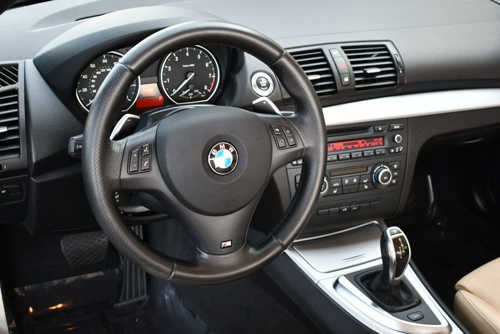 Used 2013 BMW 135i Convertible image 58