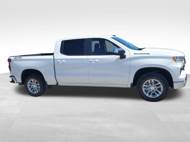 Used 2023 Chevrolet Silverado 1500 LT w/ Protection Package AWD/4WD image 3