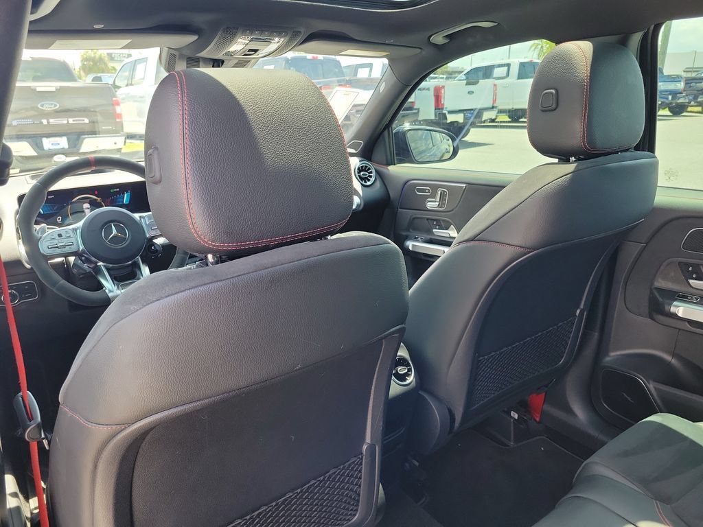 Used 2021 Mercedes-Benz GLB 35 AMG 4MATIC image 12