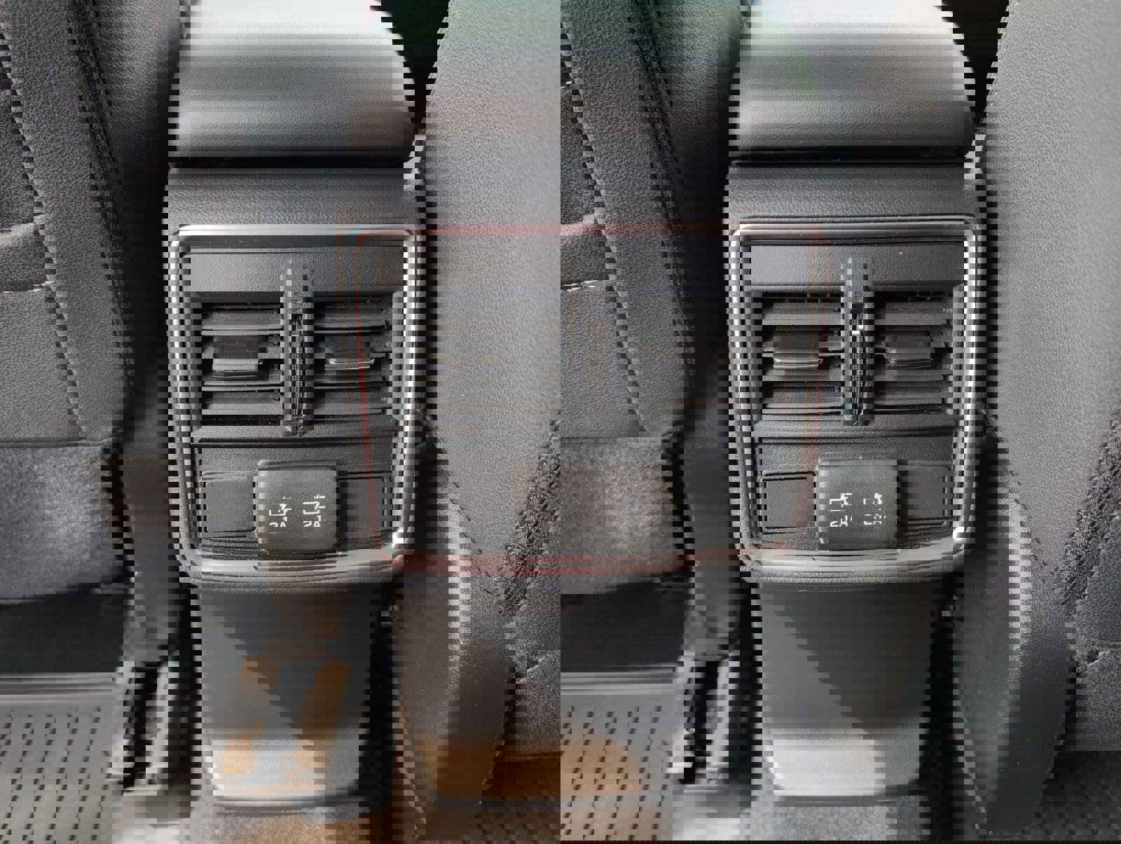 Used 2022 Subaru Forester Premium image 21