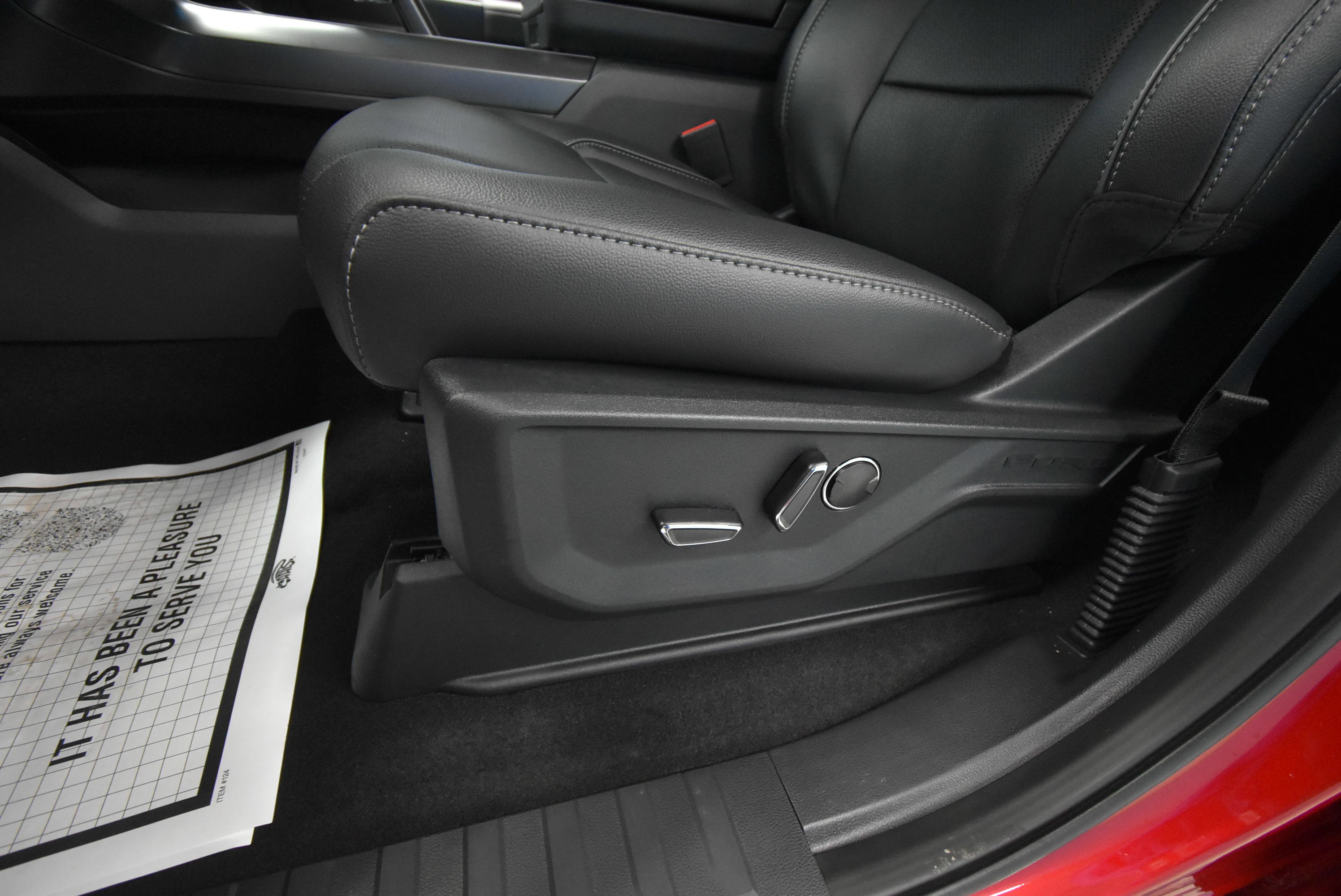 New 2025 Ford F150 Lariat w/ Equipment Group 502A High image 5