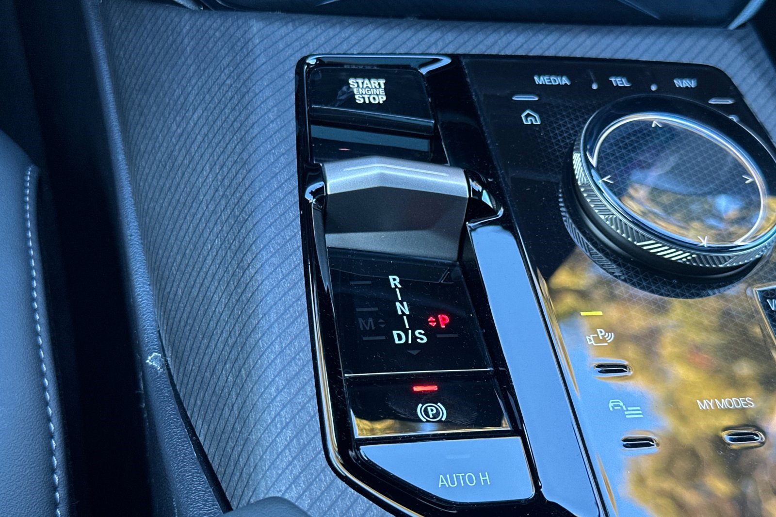 Used 2025 BMW X3 xDrive30i w/ Premium Package image 28