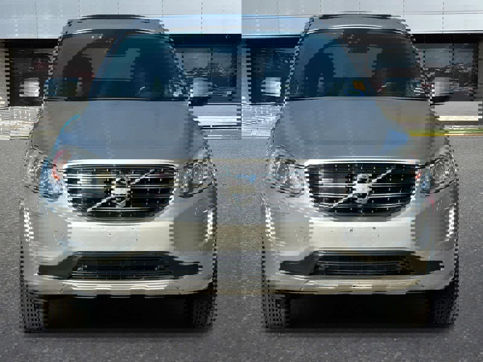 Used 2015 Volvo XC60 T6 Platinum image 11