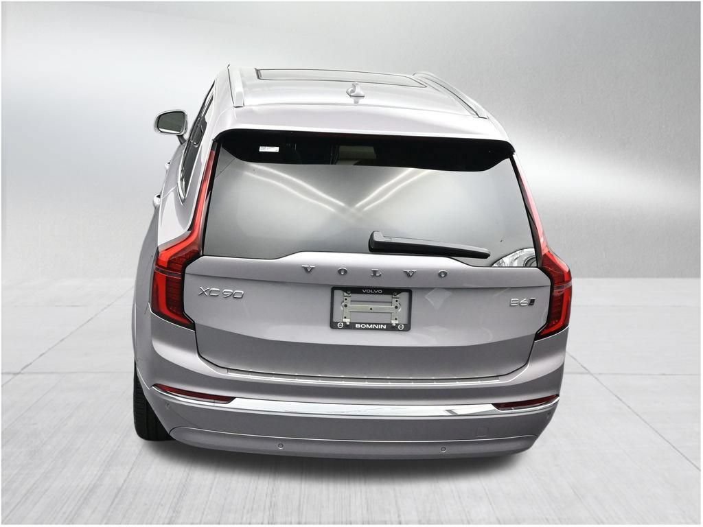 New 2026 Volvo XC90 B6 Plus w/ Protection Package Premier AWD/4WD image 16