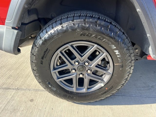 Used 2019 Jeep Wrangler Sport image 8