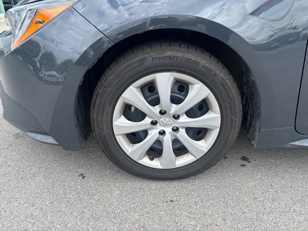 Used 2024 Toyota Corolla LE FWD image 10