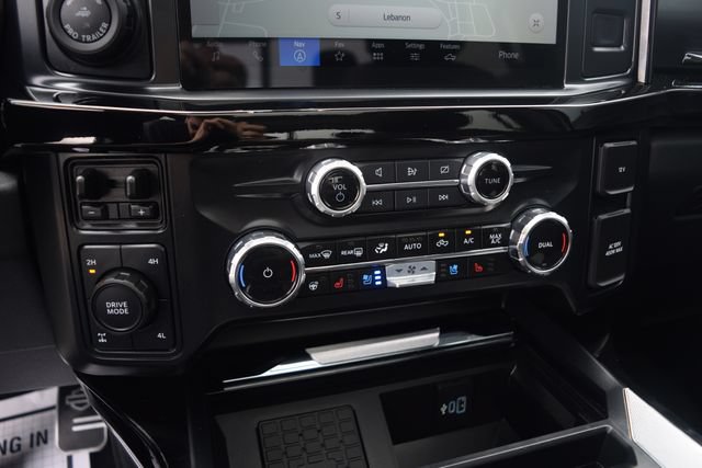 Used 2024 Ford F250 Lariat w/ Lariat Ultimate Package AWD/4WD image 11