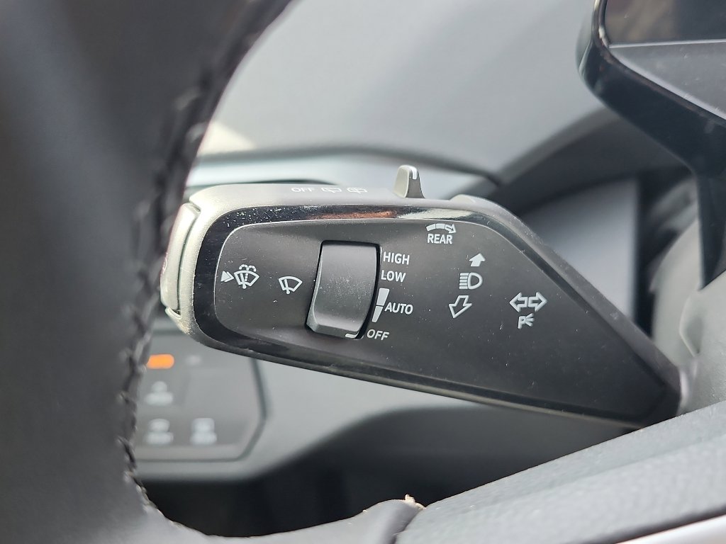 Used 2025 Volkswagen ID.4 Pro image 26