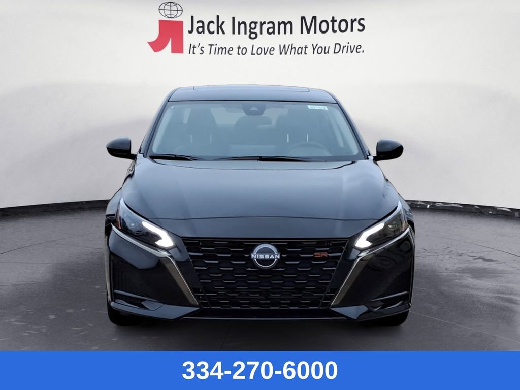 New 2025 Nissan Altima 2.5 SR w/ SR Premium Package image 8