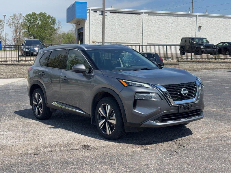 Used 2023 Nissan Rogue SL w/ SL Premium Package image 7