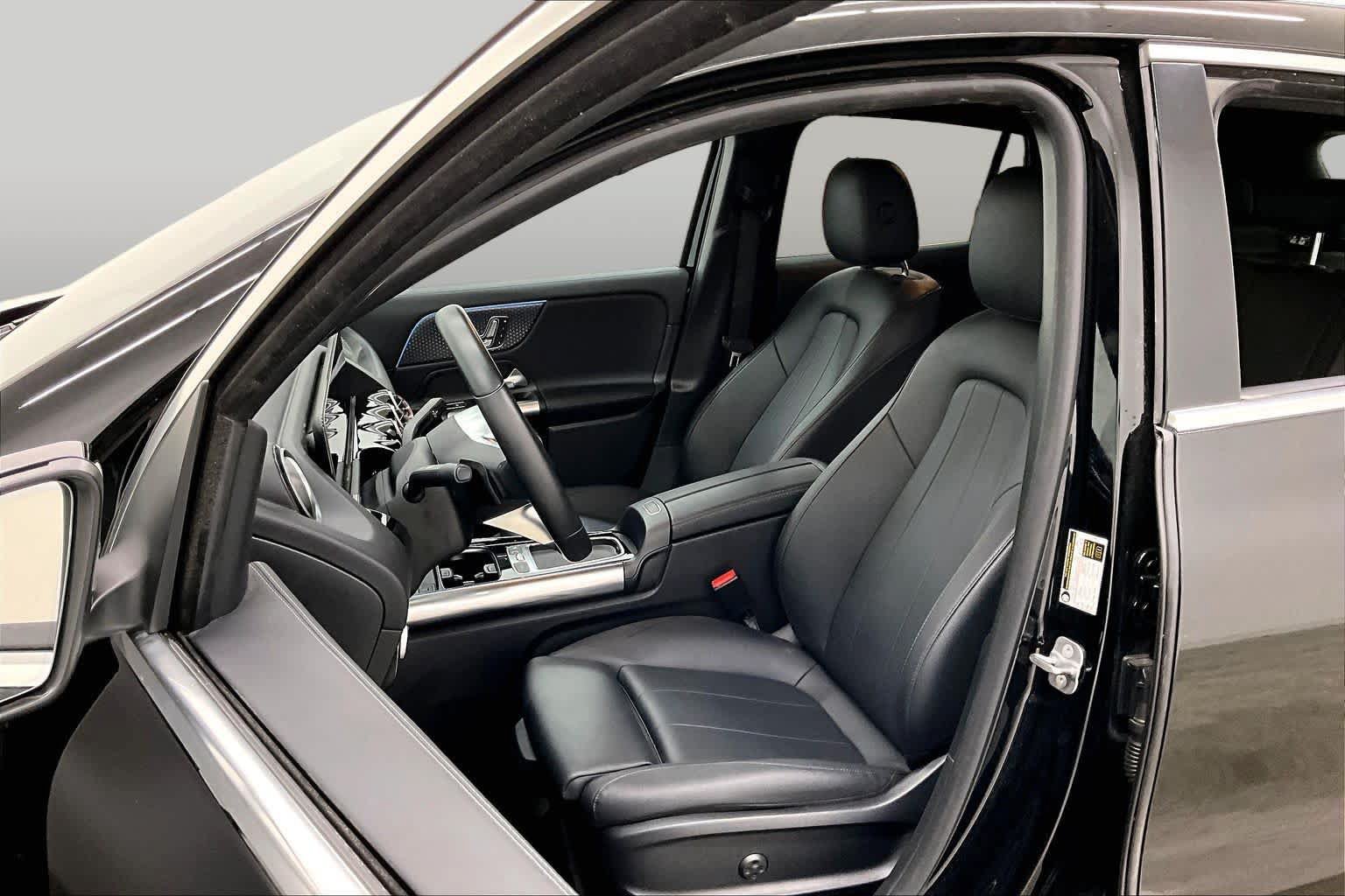 Used 2025 Mercedes-Benz GLA 250 image 8