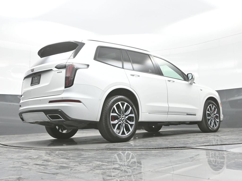 Certified 2025 Cadillac XT6 Sport w/ Platinum Package AWD/4WD image 29