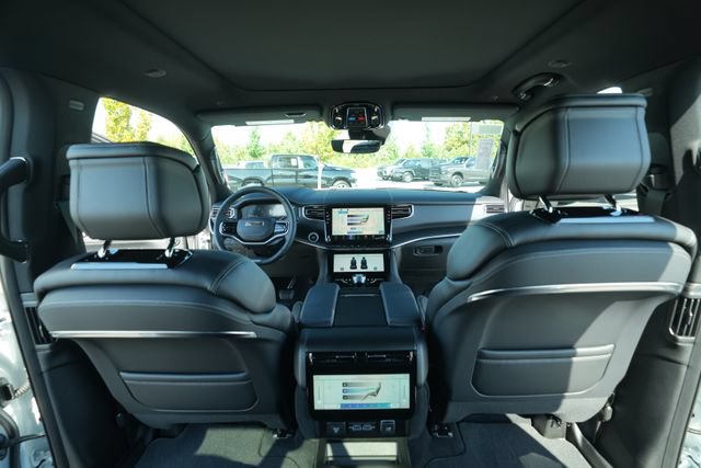 New 2026 Jeep Grand Wagoneer Summit AWD/4WD image 25